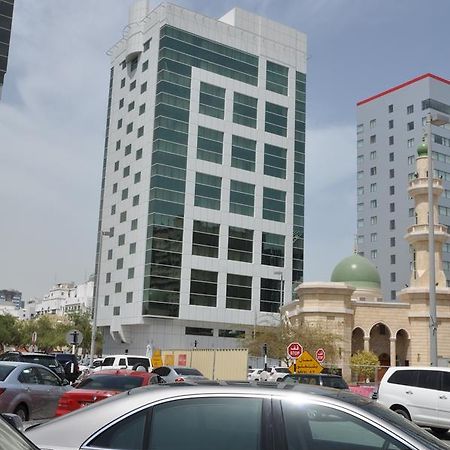 Ramee Hotel Apartments Abu Dhabi Buitenkant foto
