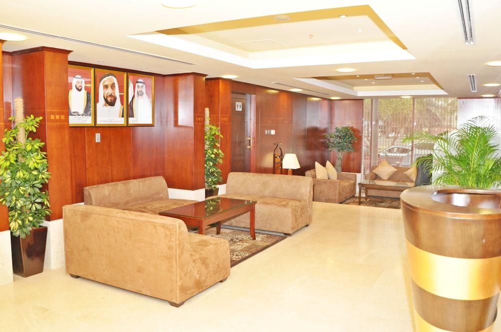 Ramee Hotel Apartments Abu Dhabi Buitenkant foto
