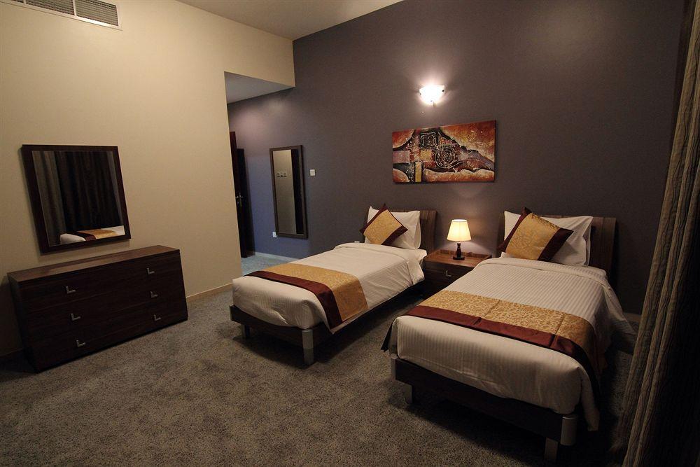 Ramee Hotel Apartments Abu Dhabi Buitenkant foto