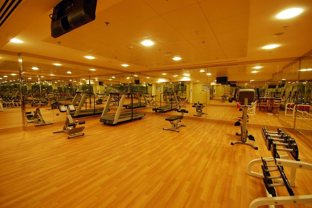 Ramee Hotel Apartments Abu Dhabi Buitenkant foto